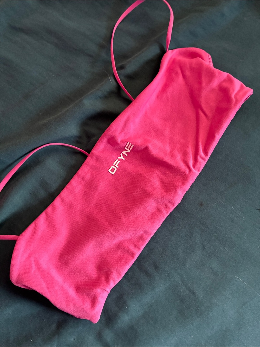 DFYNE Hot Pink Strapless Sports Bra Top